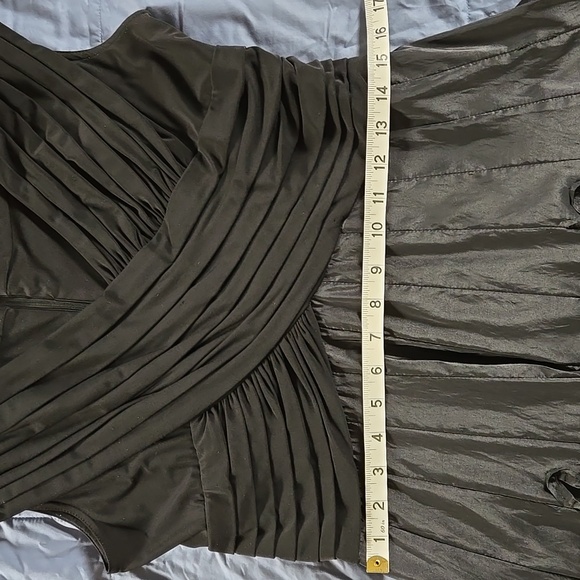 Adrianna Papell Special Occasion Dress Size 14 Black - Picture 8 of 9